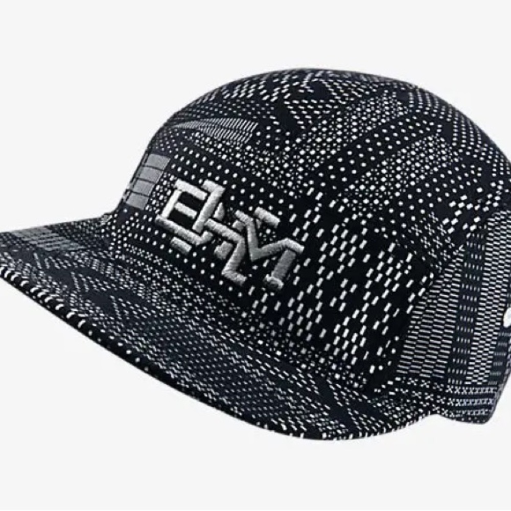 Brand New Rare Nike AW84 BHM Black History Month 5 Panel Hat (2015)